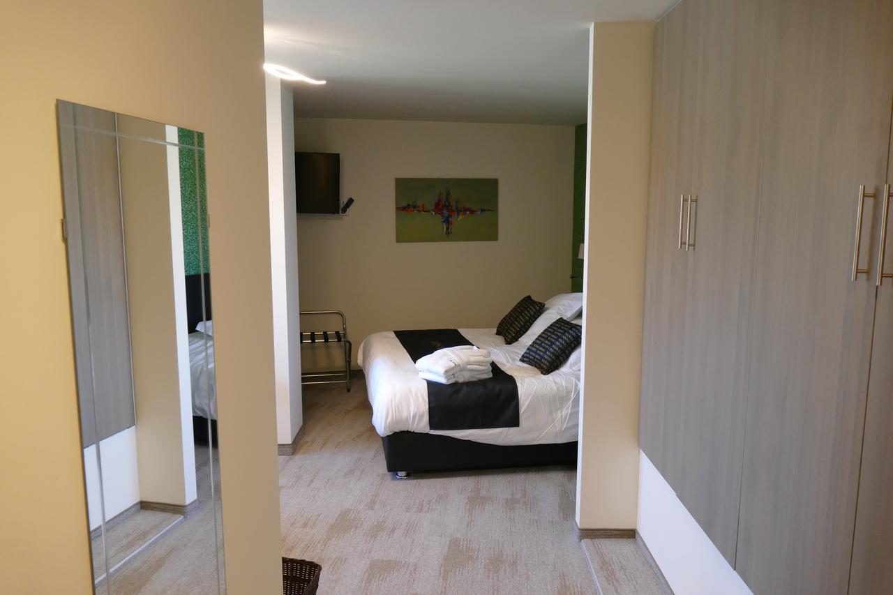 Hotel Monte Cristo Hoeselt Εξωτερικό φωτογραφία