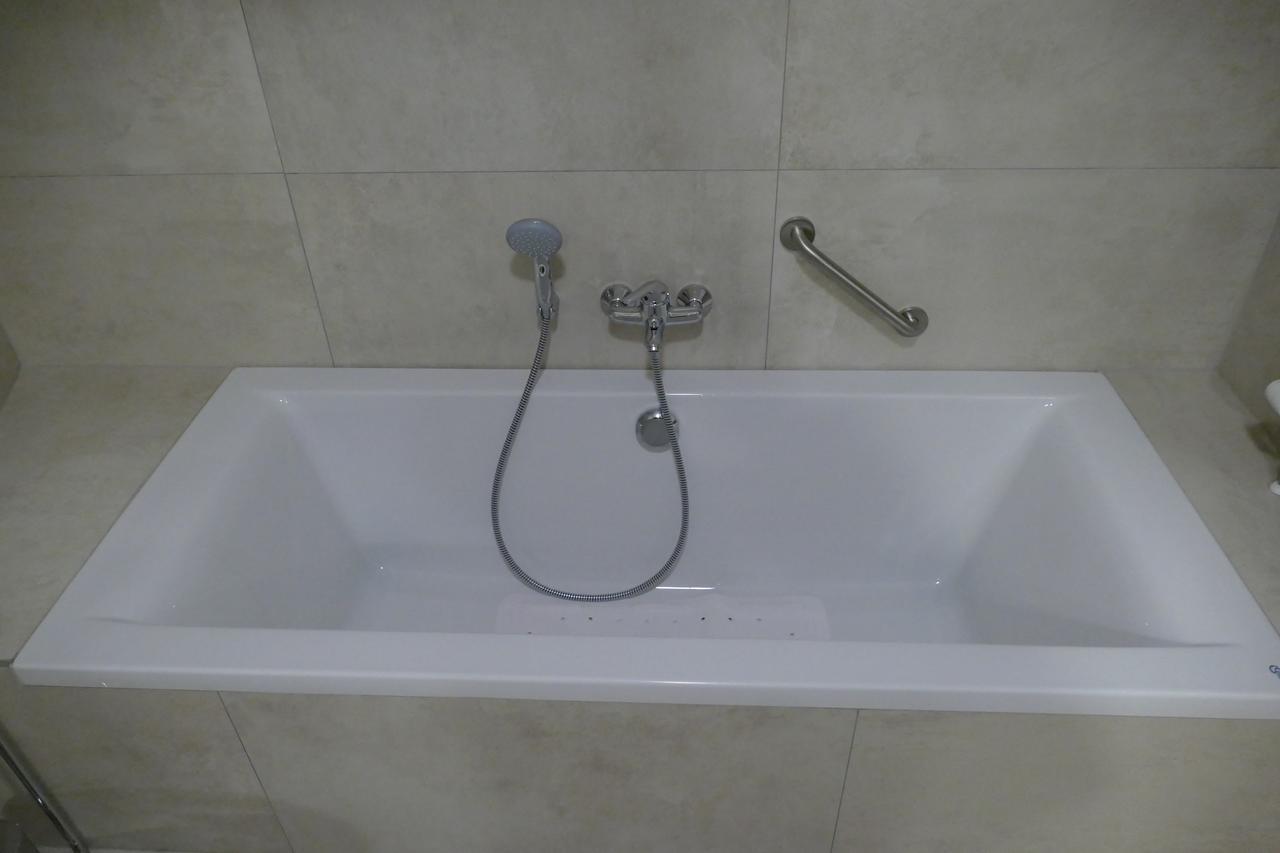 Hotel Monte Cristo Hoeselt Εξωτερικό φωτογραφία